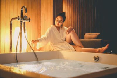 The Healing Power of a Hot Bath to Soothe Your Body and Mind