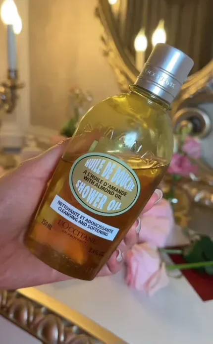 cleansing-softening-shower-oil-with-almond-oils