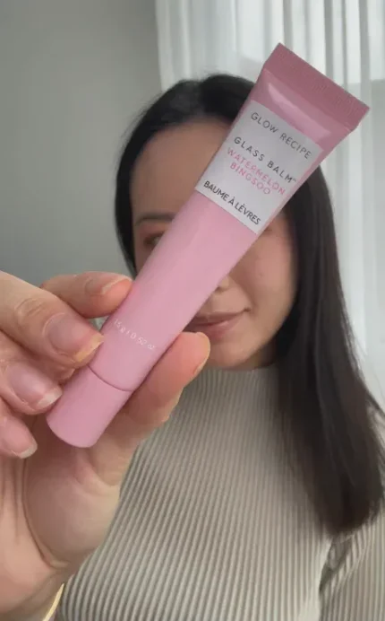 glow-recipe-glass-balm-lip-treatment-for-shine-and-hydration