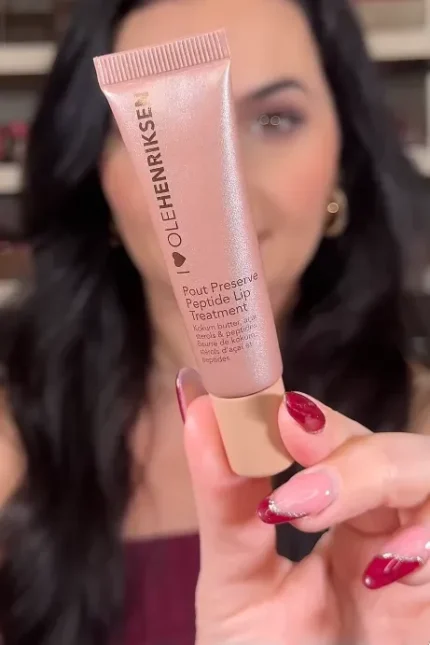 pout-preserve-peptide-lip-treatment