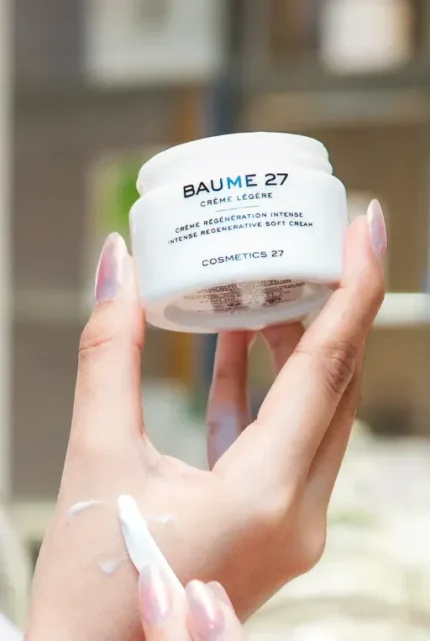 baume-27-lips-and-contour