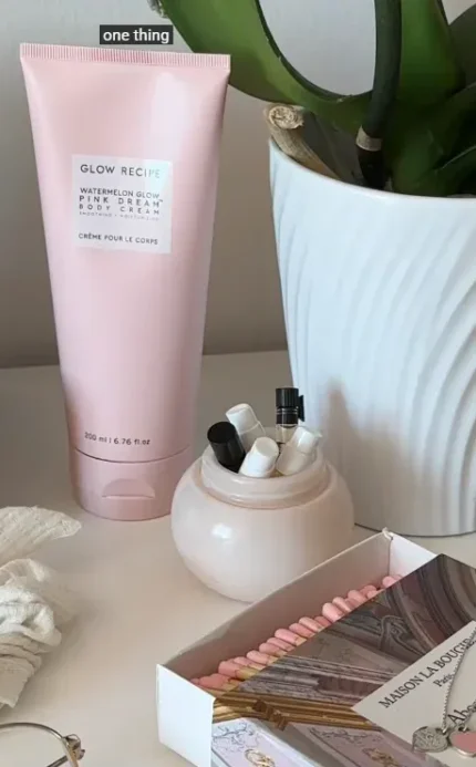 glow-recipe-watermelon-glow-pink-dream-body-cream