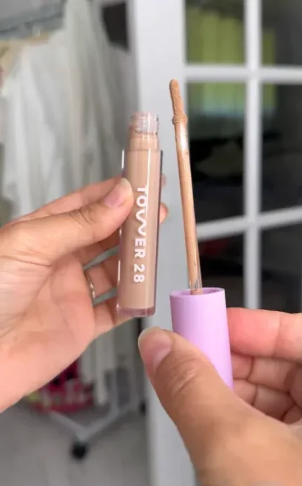 tower-28-swipe-serum-concealer