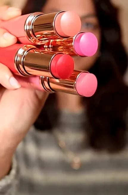 unreal-blush-stick-rosy-glow